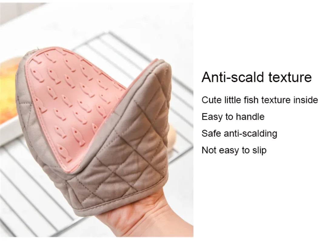 1PC Fish Shaped Silicone Anti Scald Oven Gloves Kitchen Silicone Gloves Tray Dish Holder Oven Gloves Multi-purpose Gloves