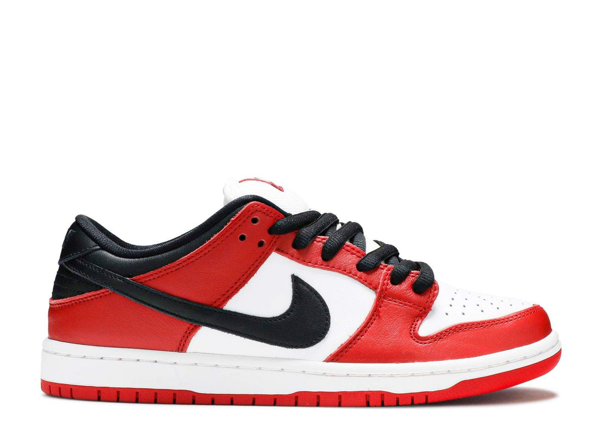 Nike Dunk Low SB 'J-Pack Chicago' Sneakers