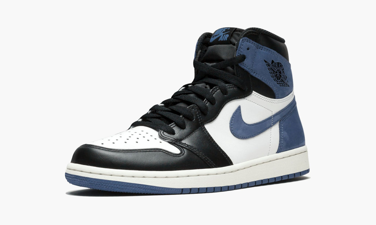Air Jordan 1 Retro High OG "Blue Moon" Sneakers