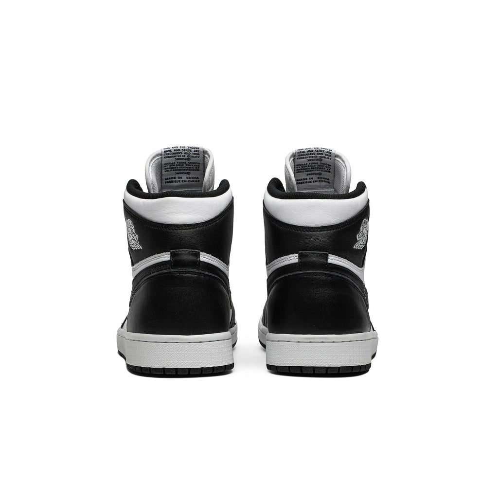 Air Jordan 1 Retro High OG Black/White 555088-010 Sneakers