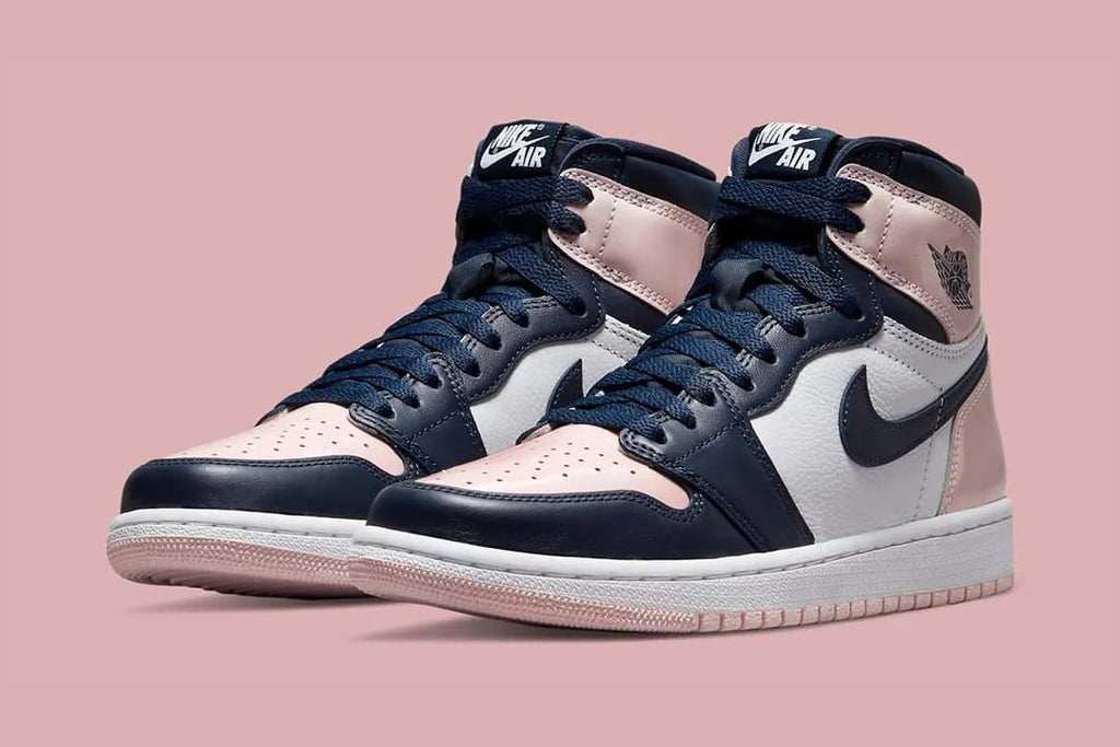 Air Jordan 1 Retro High OG Bubble Gum Atmosphere Sneakers