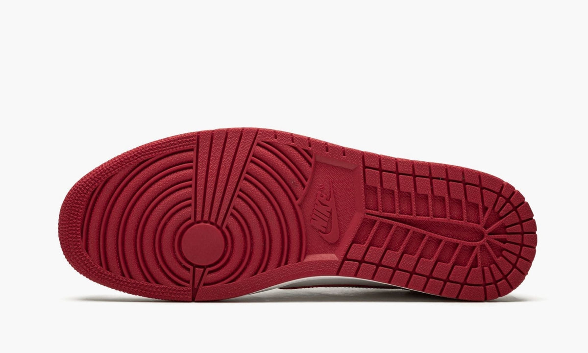 Air Jordan 1 Retro Low OG "White / Varsity Red" Sneakers
