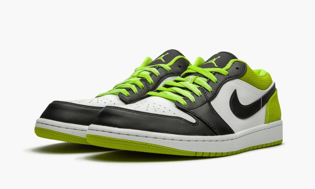 Jordan 1 Low "Black Cyber" Sneakers