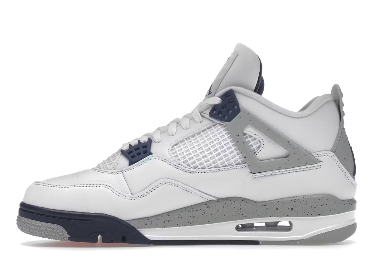 Jordan 4 Retro Midnight Navy Sneakers