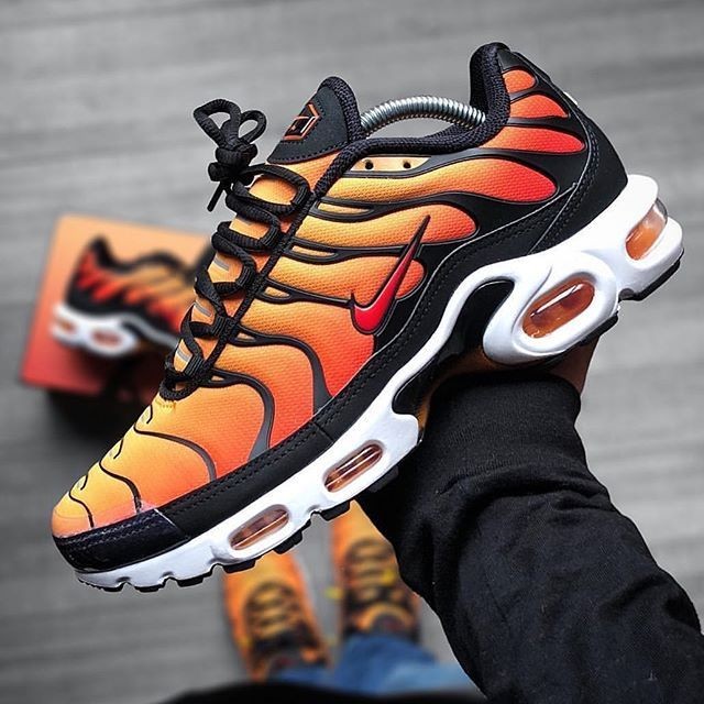 Nike Air Max Plus OG Sunset Sneakers