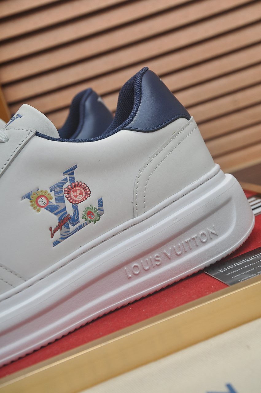 Louis Vuitton Floral Graphic Low-Top Sneakers — detail
