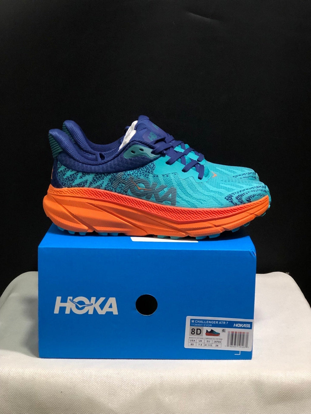 HOKA ONE ONE Challenger 7 Trail Running Shoes
