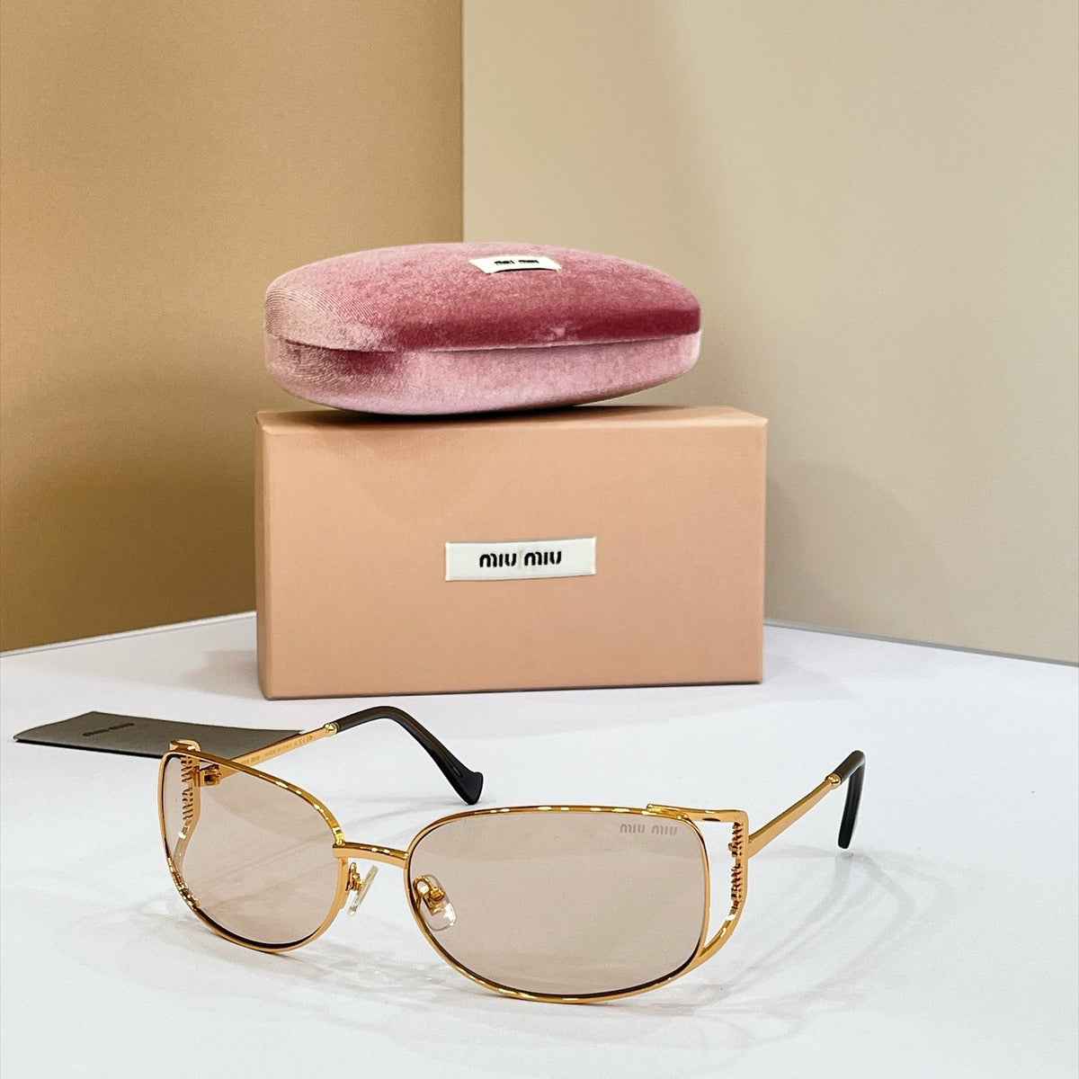 Miu Miu MU 148AV Sunglasses